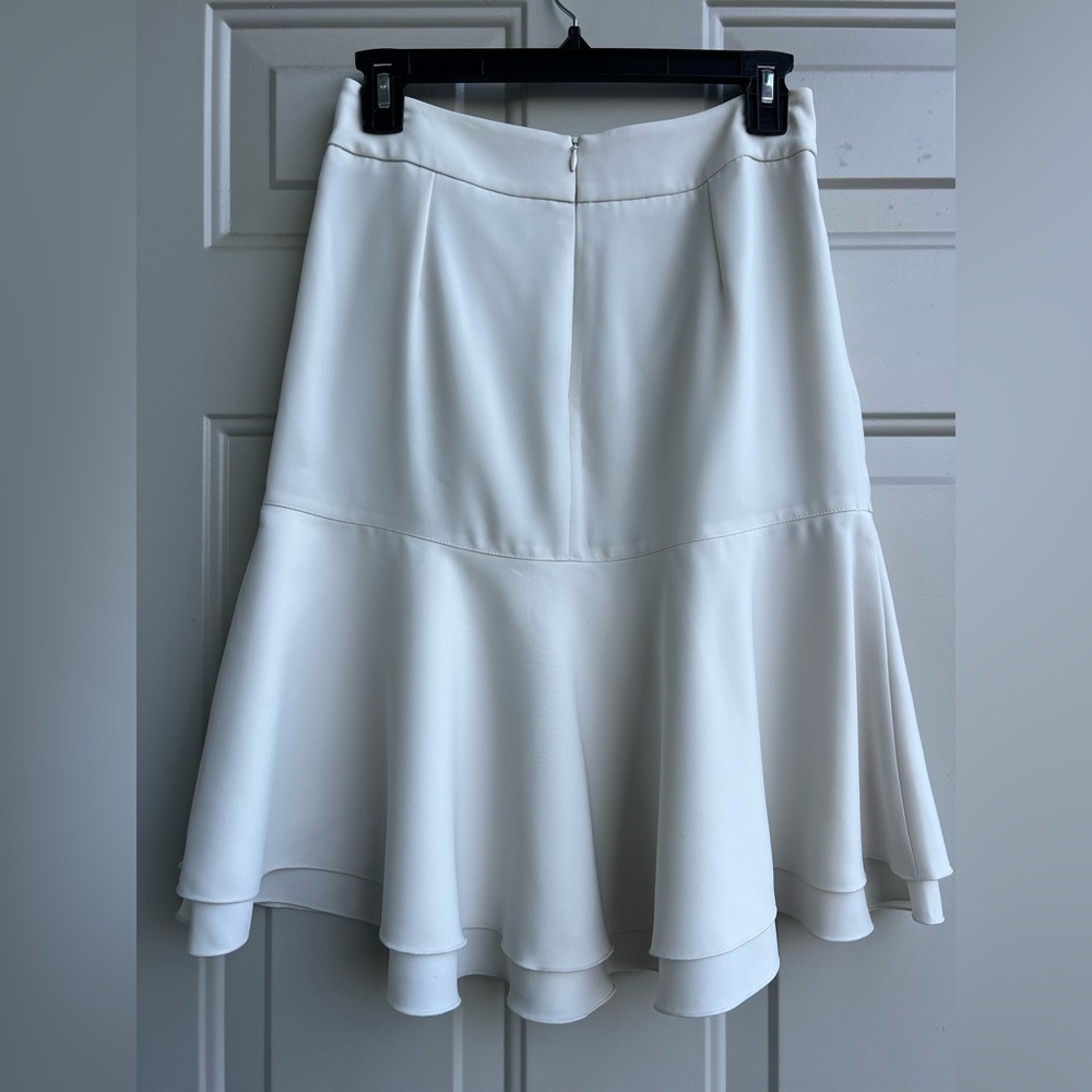 Armani Collezioni White Flounce Mini Skirt Italian SZ 38 (XS/S) Elegant look - Picture 6 of 8